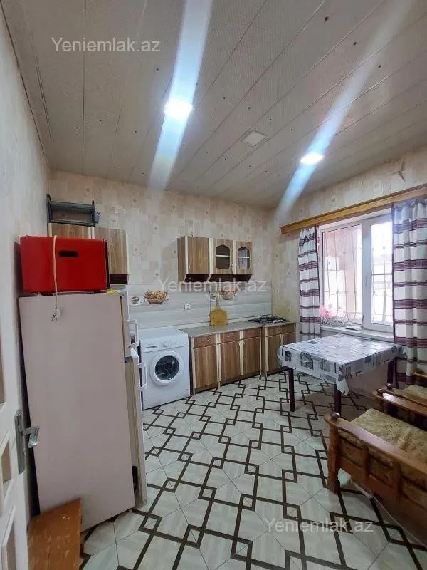 Satılır 3 otaqlı həyət evi 100 m²