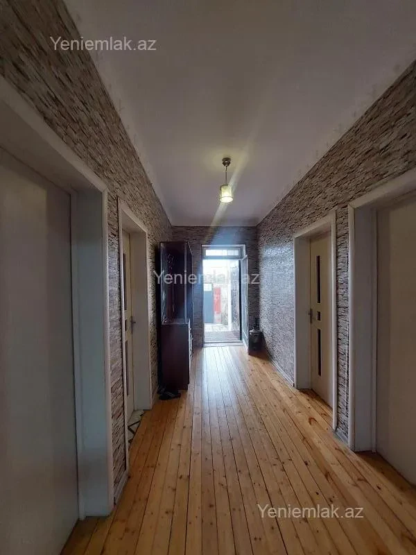 Satılır 3 otaqlı həyət evi 100 m²
