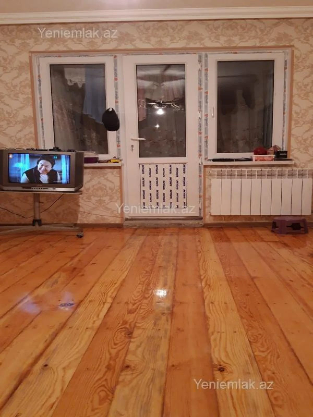 Satılır 2 otaqlı köhnə tikili 45 m²