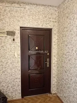 Satılır 4 otaqlı köhnə tikili 90 m² — Sumqayıt, 7-ci mikrorayon 4 otaq 90.00 m²