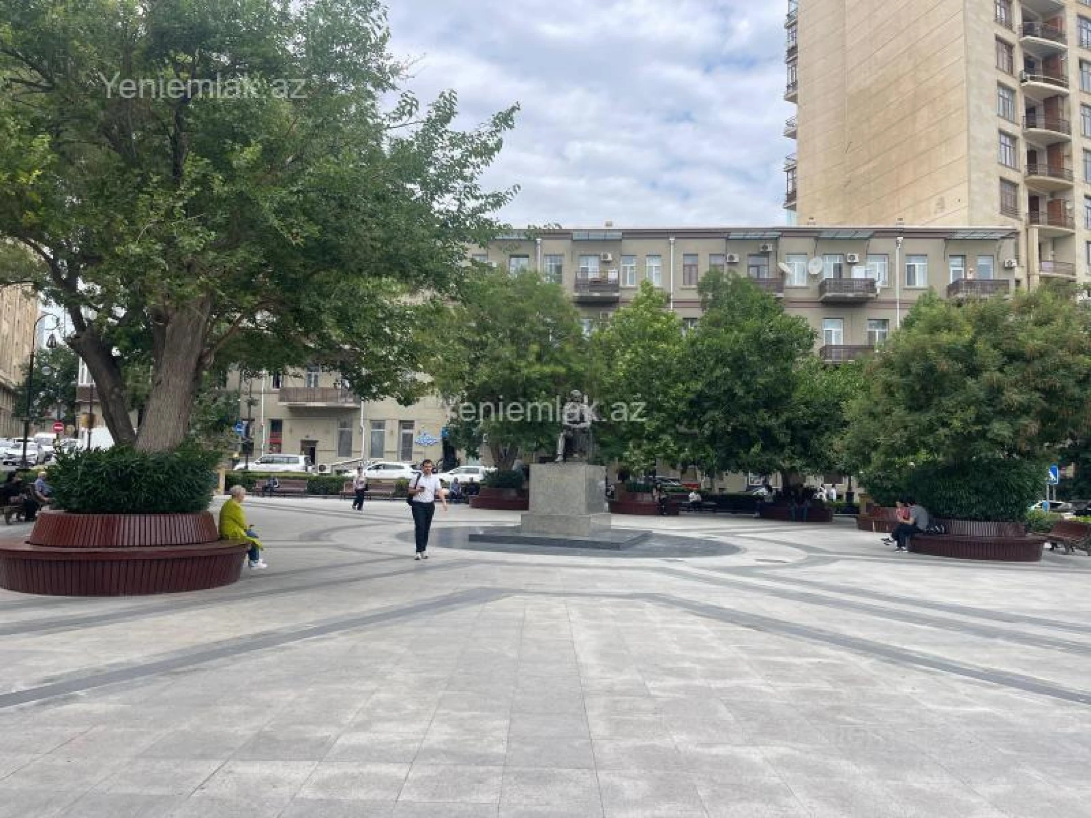 Satılır 3 otaqlı köhnə tikili 67 m²