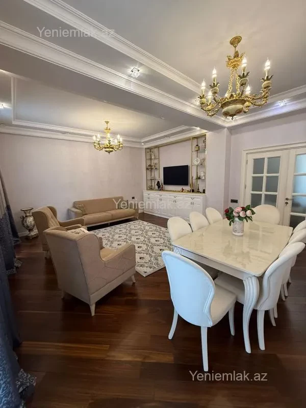 Satılır 3 otaqlı yeni tikili 122 m²
