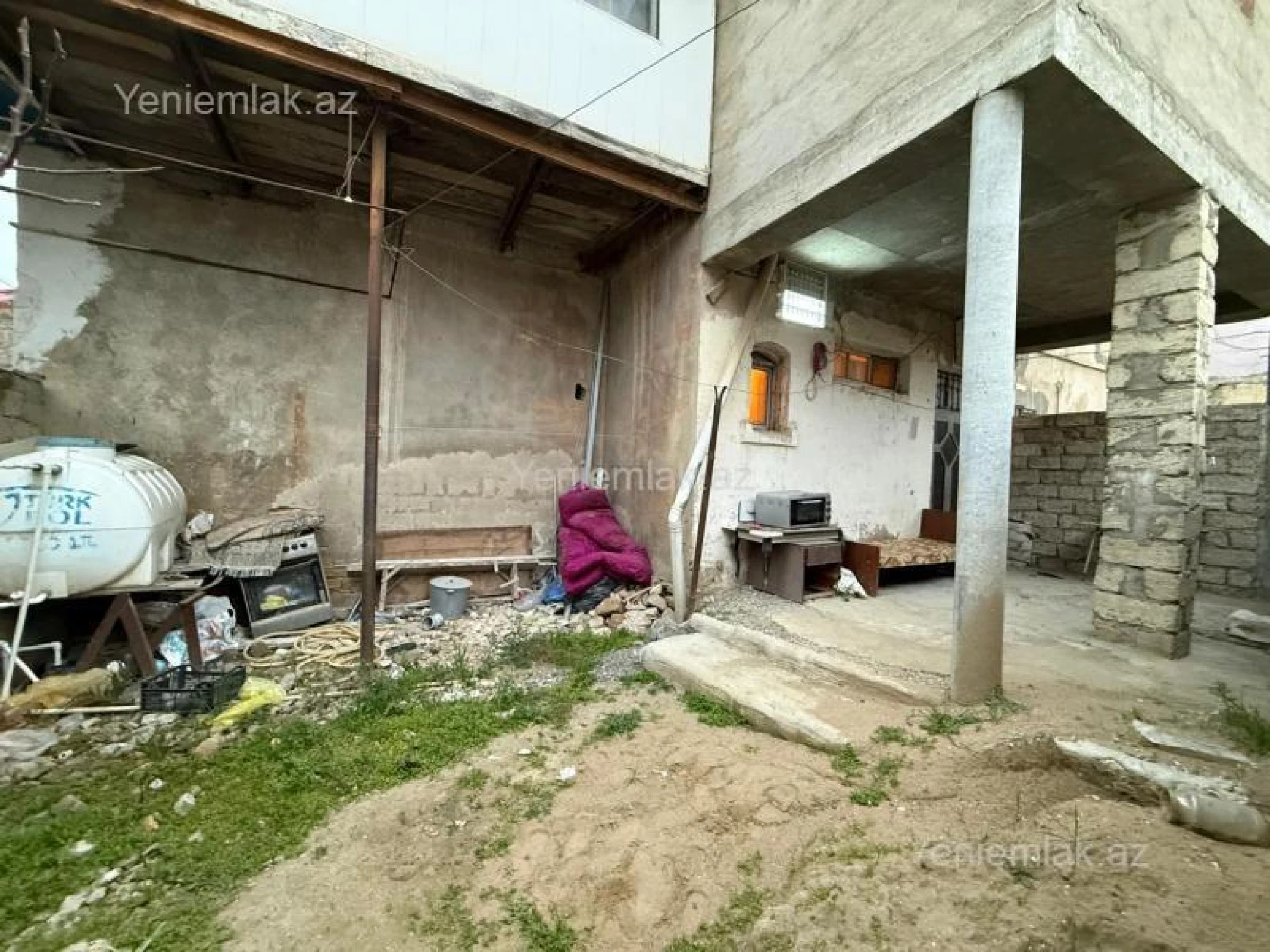 Satılır 2 otaqlı həyət evi 43 m²