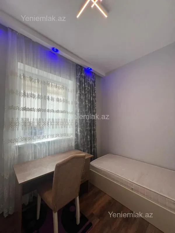 Satılır 4 otaqlı həyət evi 90 m²