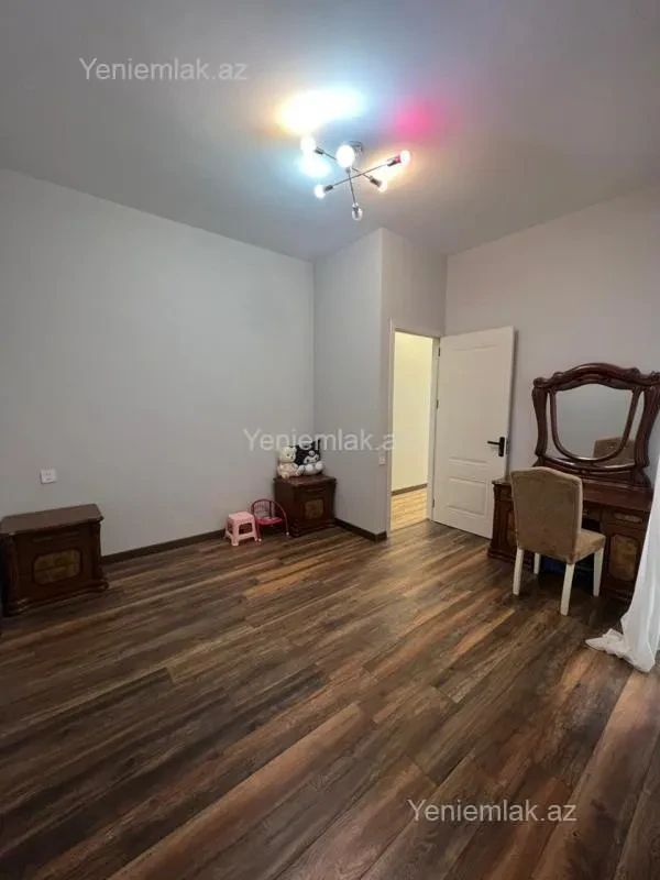 Satılır 4 otaqlı həyət evi 90 m²