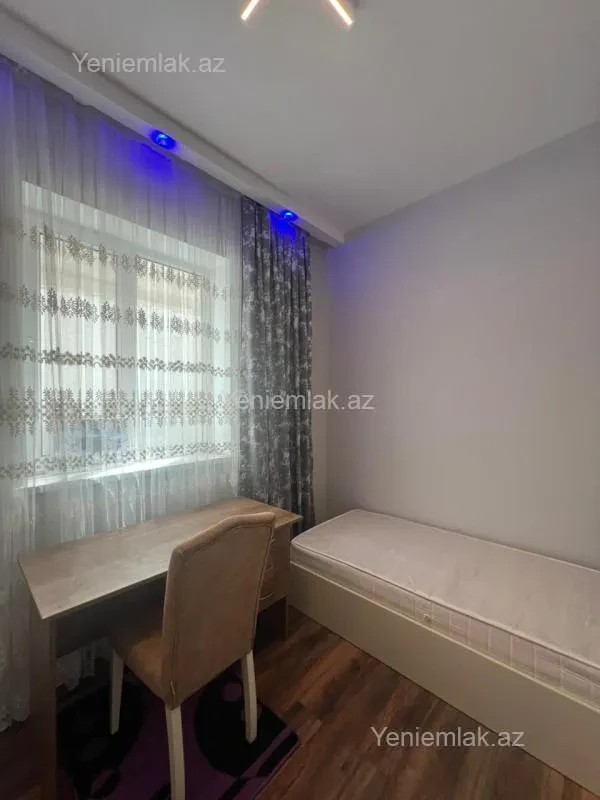 Satılır 4 otaqlı həyət evi 90 m²
