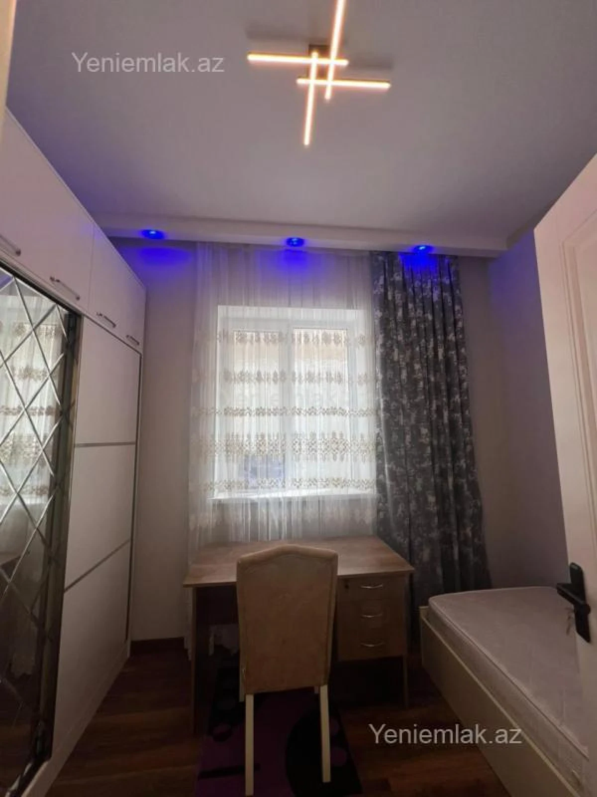 Satılır 4 otaqlı həyət evi 90 m²