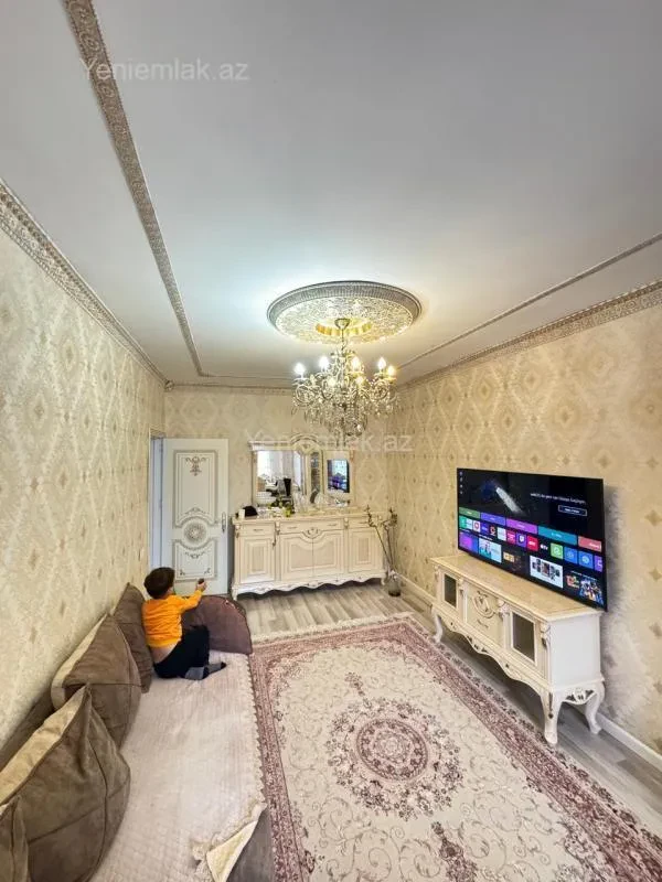 Satılır 3 otaqlı köhnə tikili 70 m²