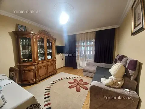 Satılır 3 otaqlı köhnə tikili 70 m² — Sumqayıt, 3-cü mikrorayon 3 otaq 70.00 m²
