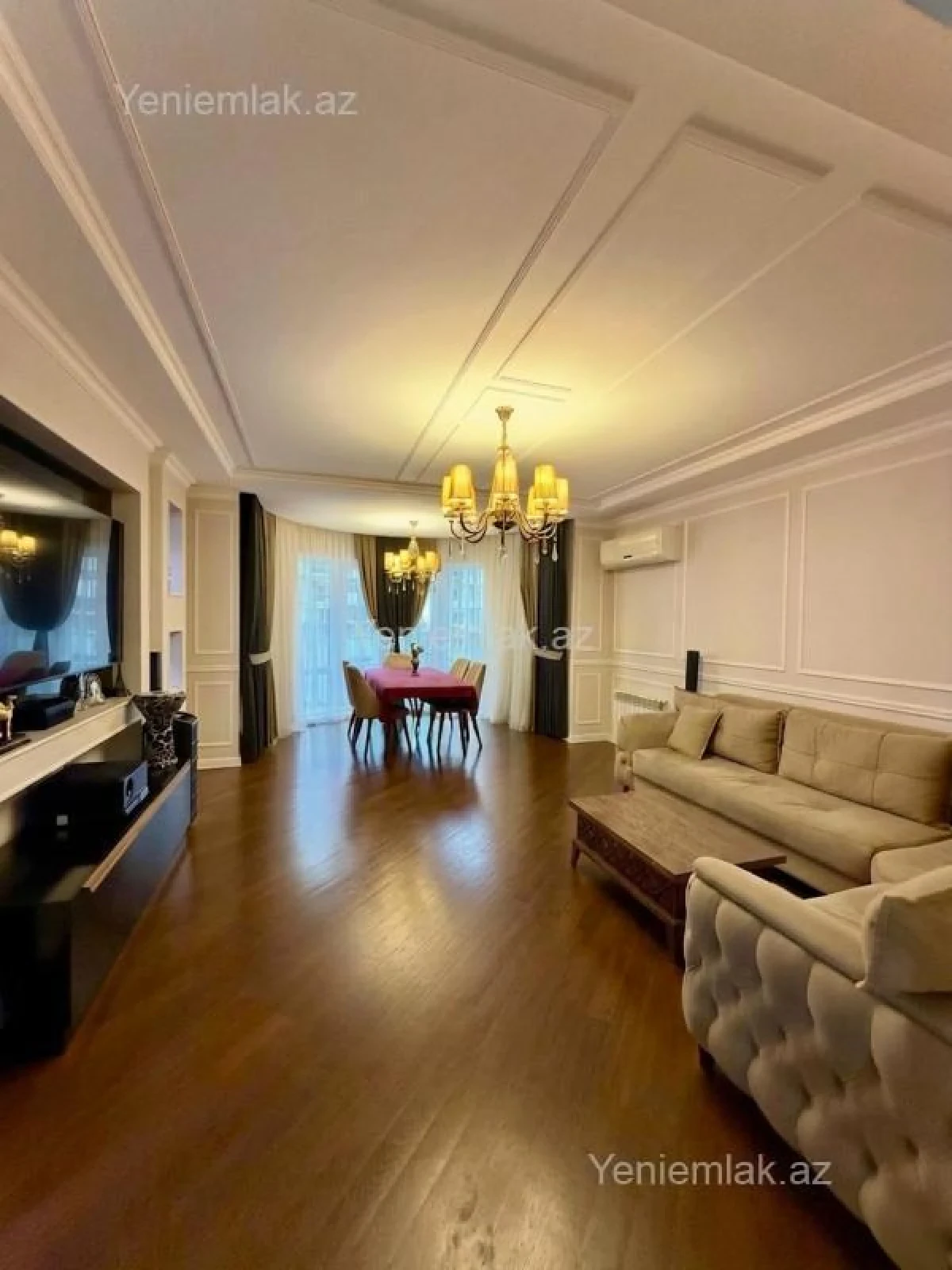 Satılır 3 otaqlı yeni tikili 130 m²