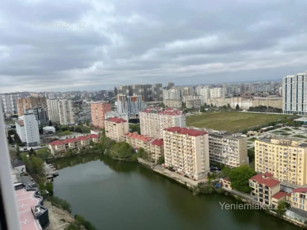 Satılır 4 otaqlı yeni tikili 140 m²