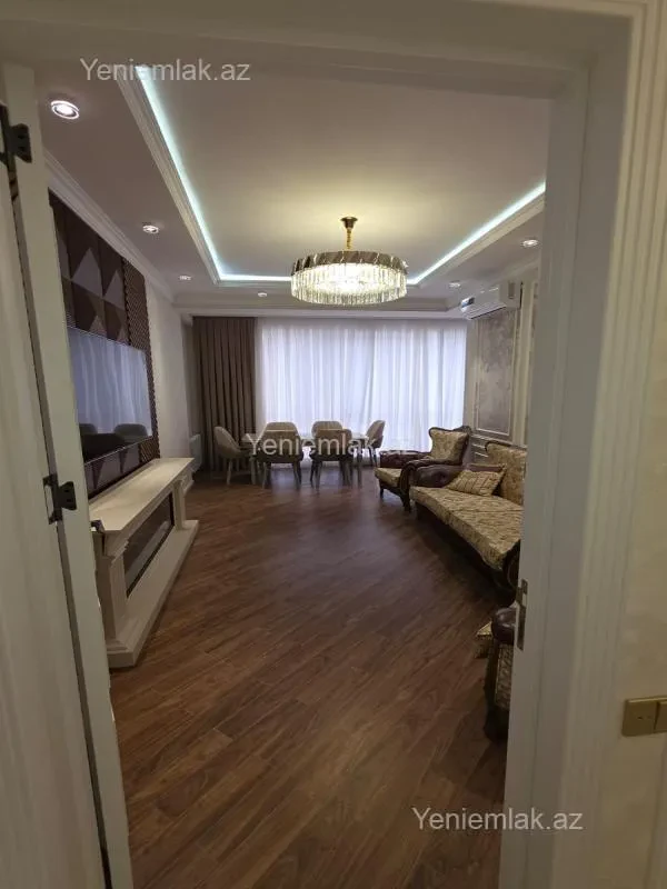 Satılır 3 otaqlı yeni tikili 98 m²