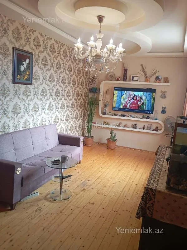 Satılır 3 otaqlı həyət evi 100 m²