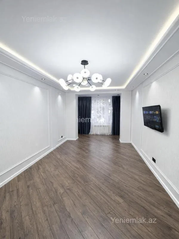 Satılır 3 otaqlı köhnə tikili 95 m²