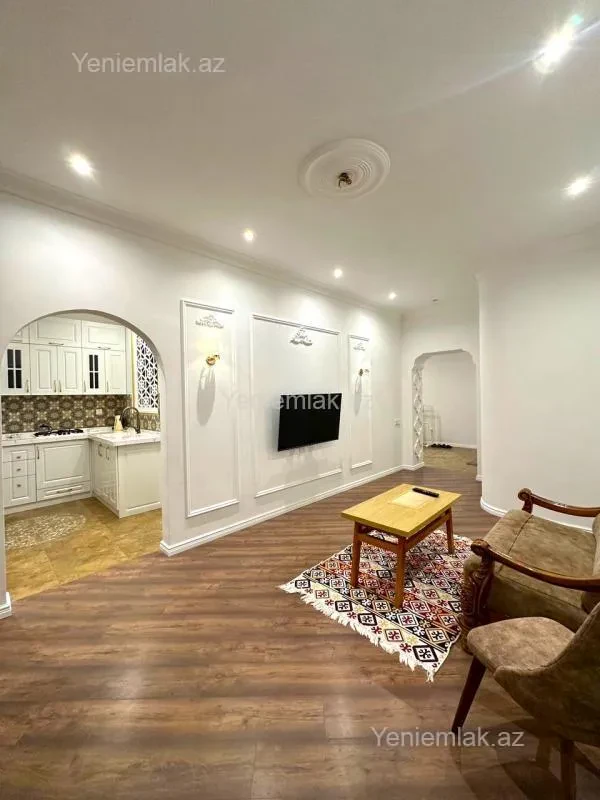 Satılır 2 otaqlı yeni tikili 65 m²