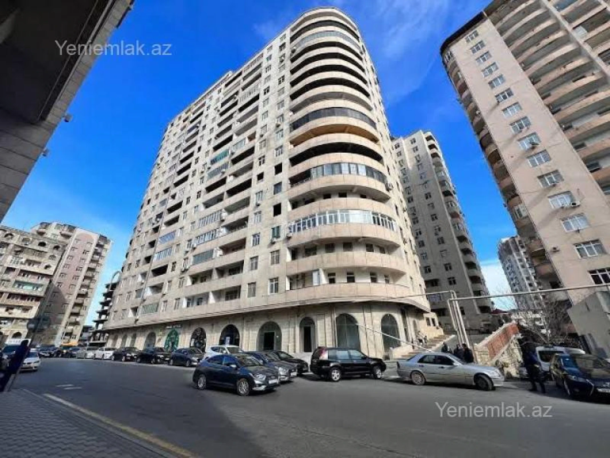 Satılır 3 otaqlı yeni tikili 186 m²