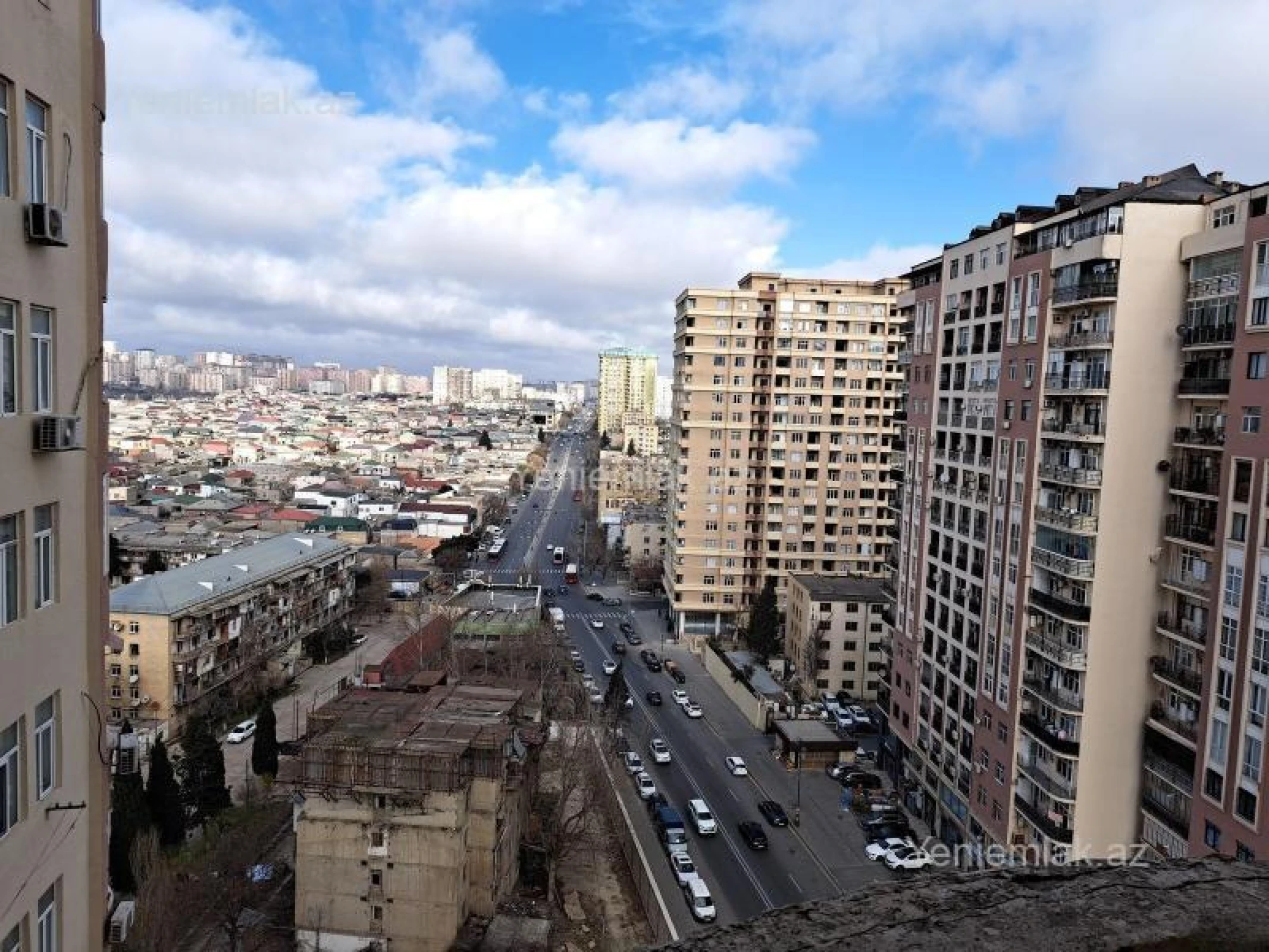 Satılır 3 otaqlı yeni tikili 140 m²