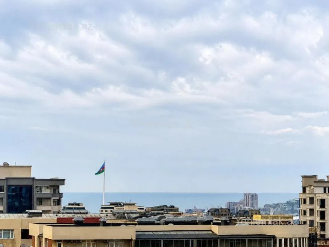 Satılır 3 otaqlı yeni tikili 100 m²