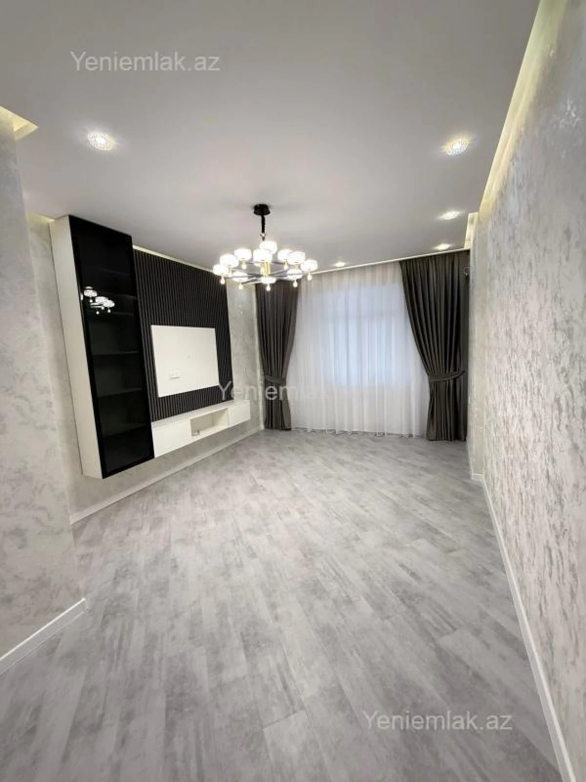 Satılır 3 otaqlı yeni tikili 125 m²