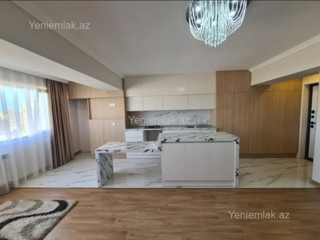 Satılır 3 otaqlı köhnə tikili 90 m²
