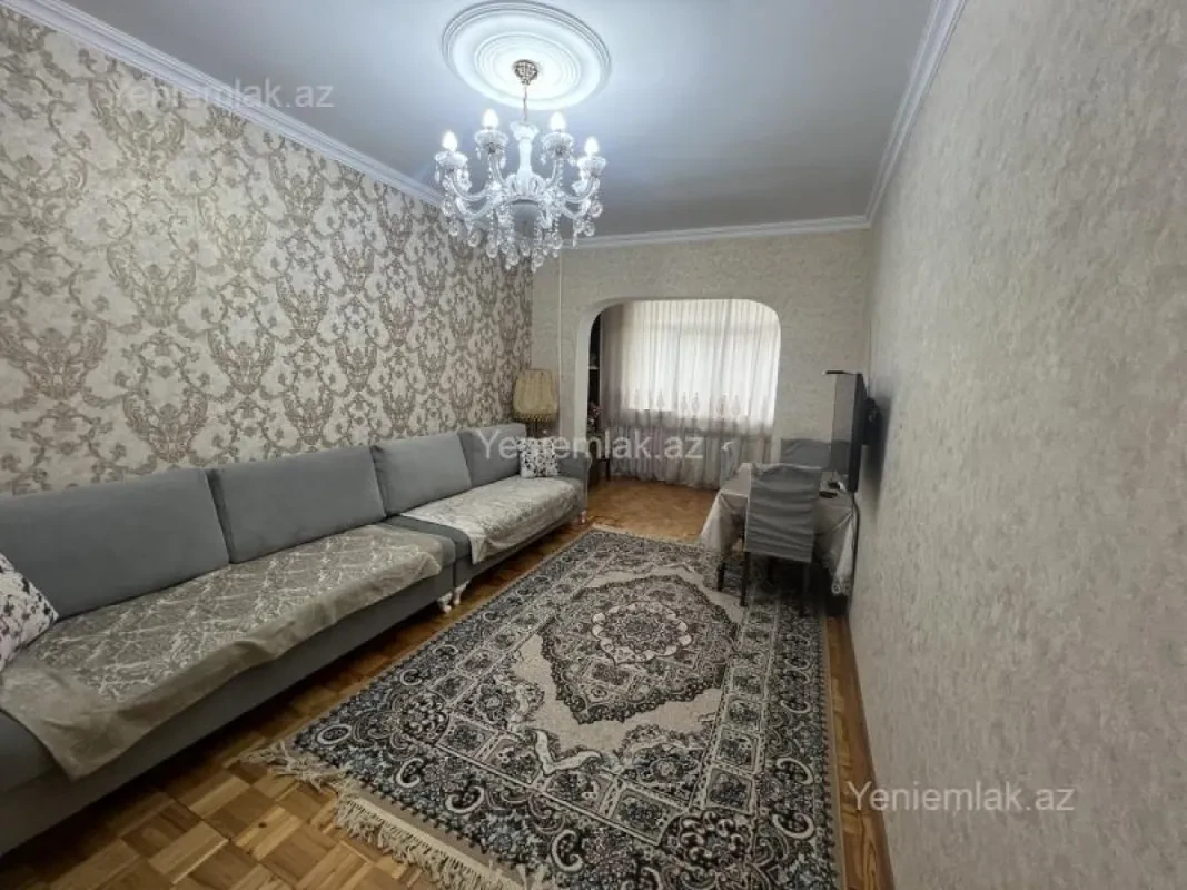 Satılır 3 otaqlı köhnə tikili 80 m²