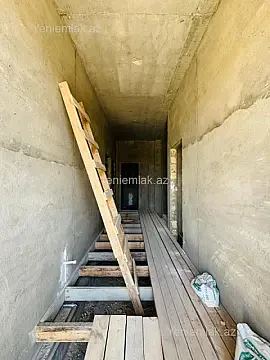 Satılır 5 otaqlı həyət evi 200 m²