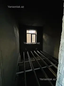 Satılır 5 otaqlı həyət evi 200 m²