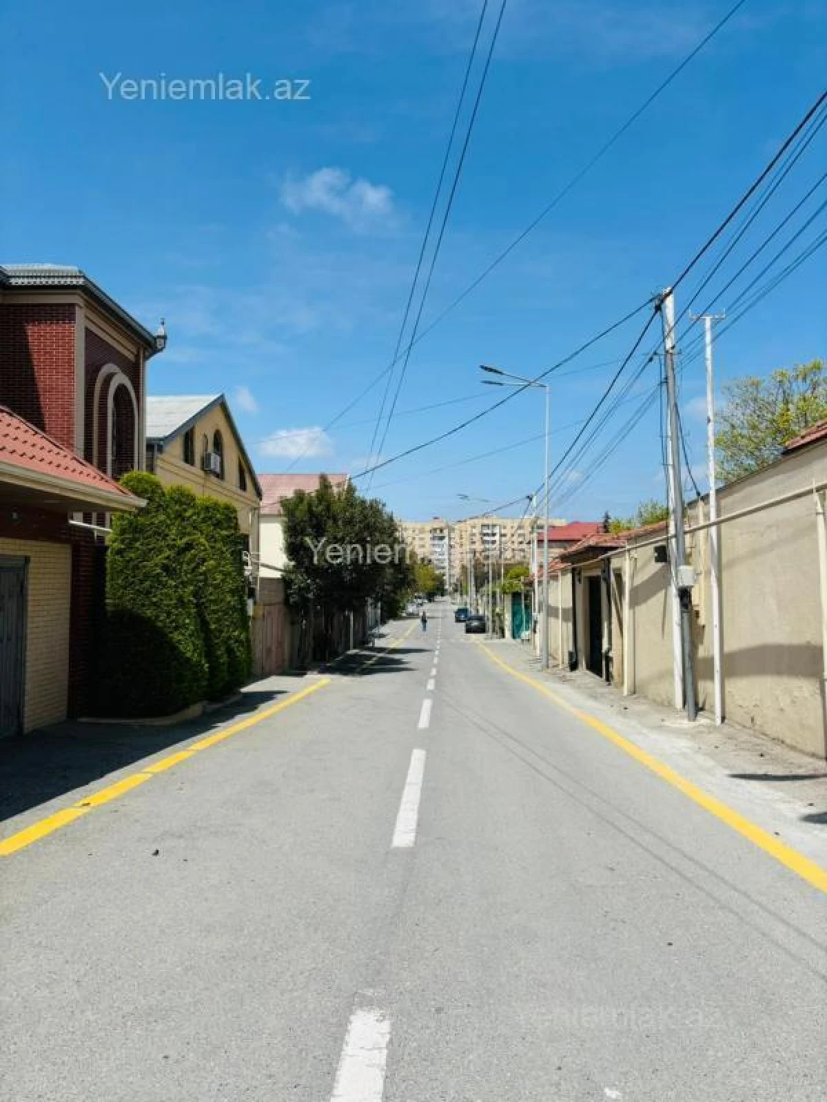 Satılır 5 otaqlı həyət evi 200 m²
