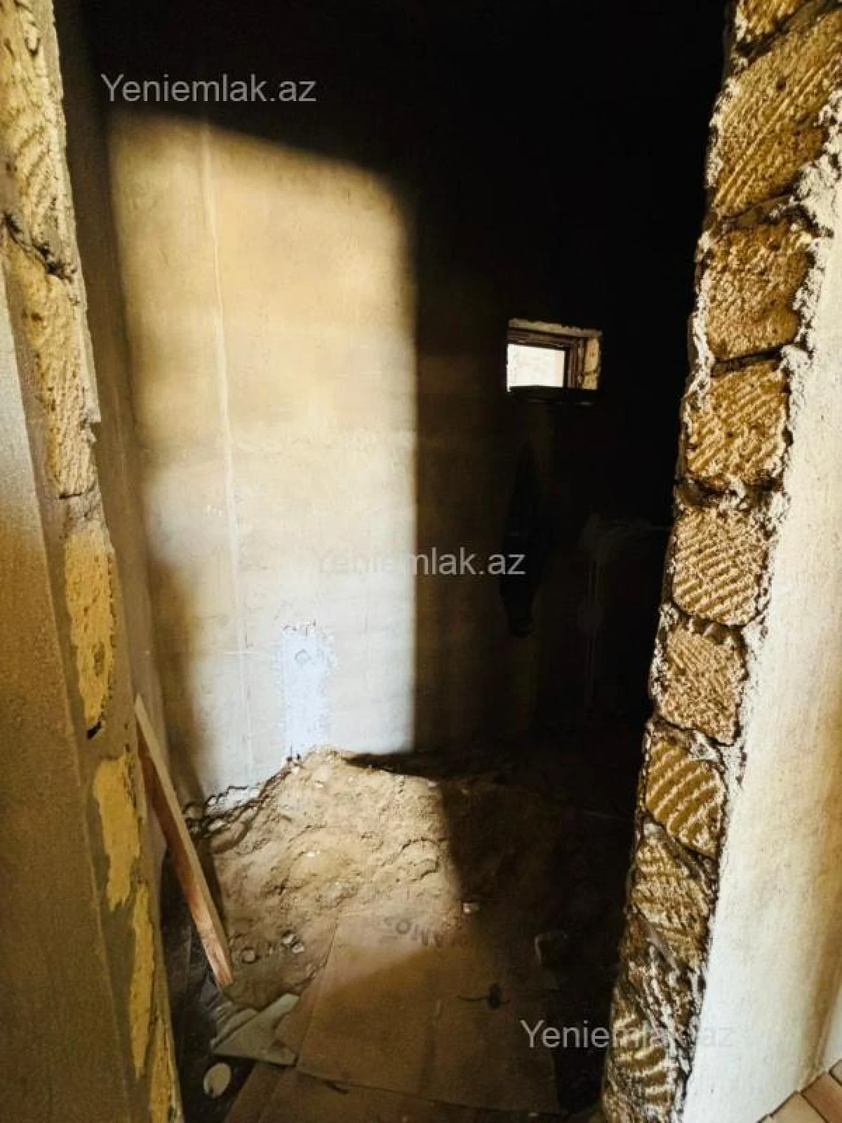 Satılır 5 otaqlı həyət evi 200 m²