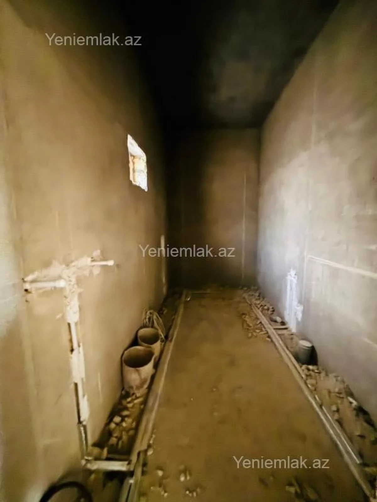 Satılır 5 otaqlı həyət evi 200 m²