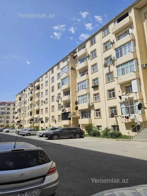 Satılır 2 otaqlı yeni tikili 72 m²