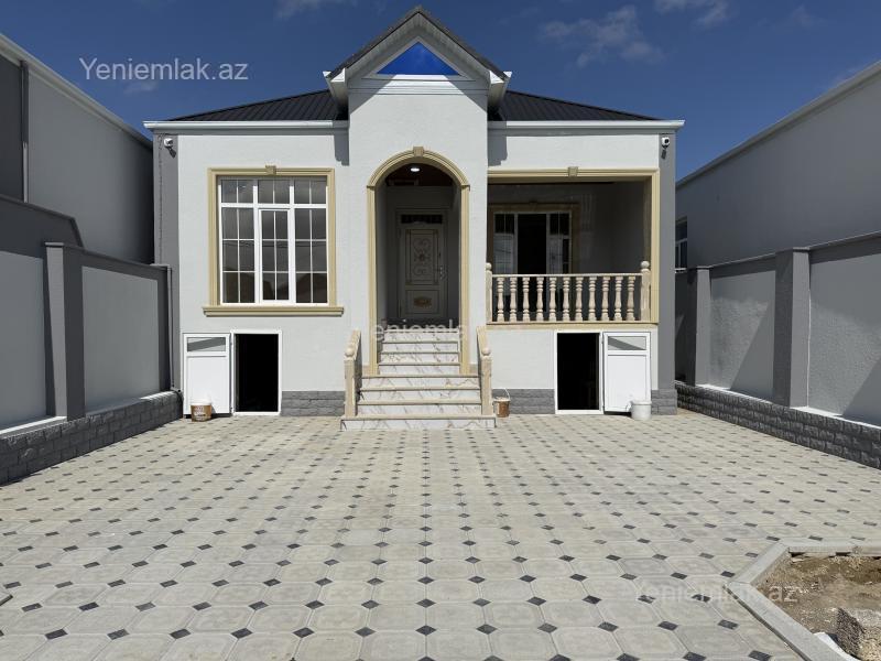 Satılır 3 otaqlı həyət evi 100 m²