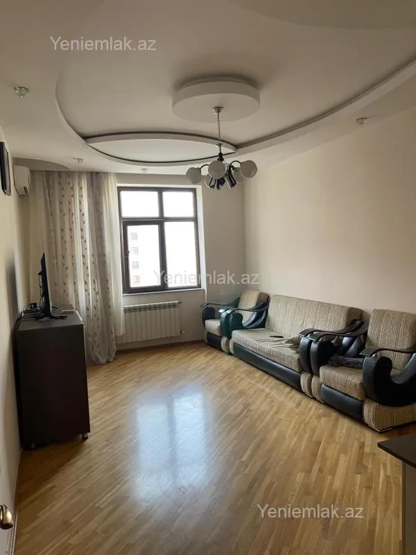 Satılır 3 otaqlı yeni tikili 105 m²
