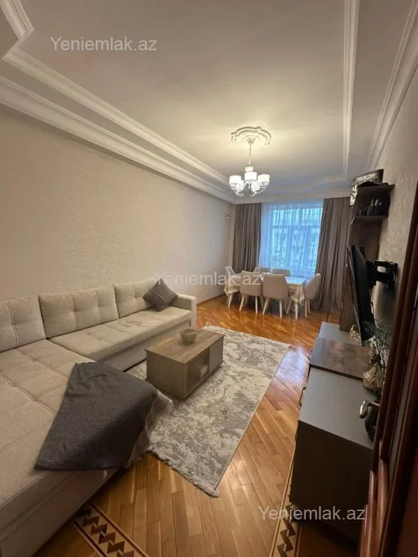 Satılır 2 otaqlı yeni tikili 82 m²
