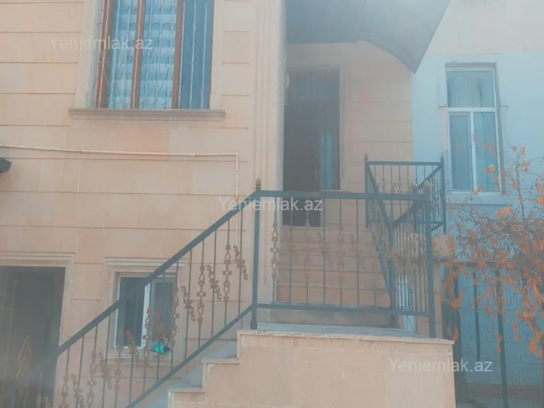 Satılır 7 otaqlı həyət evi 320 m²
