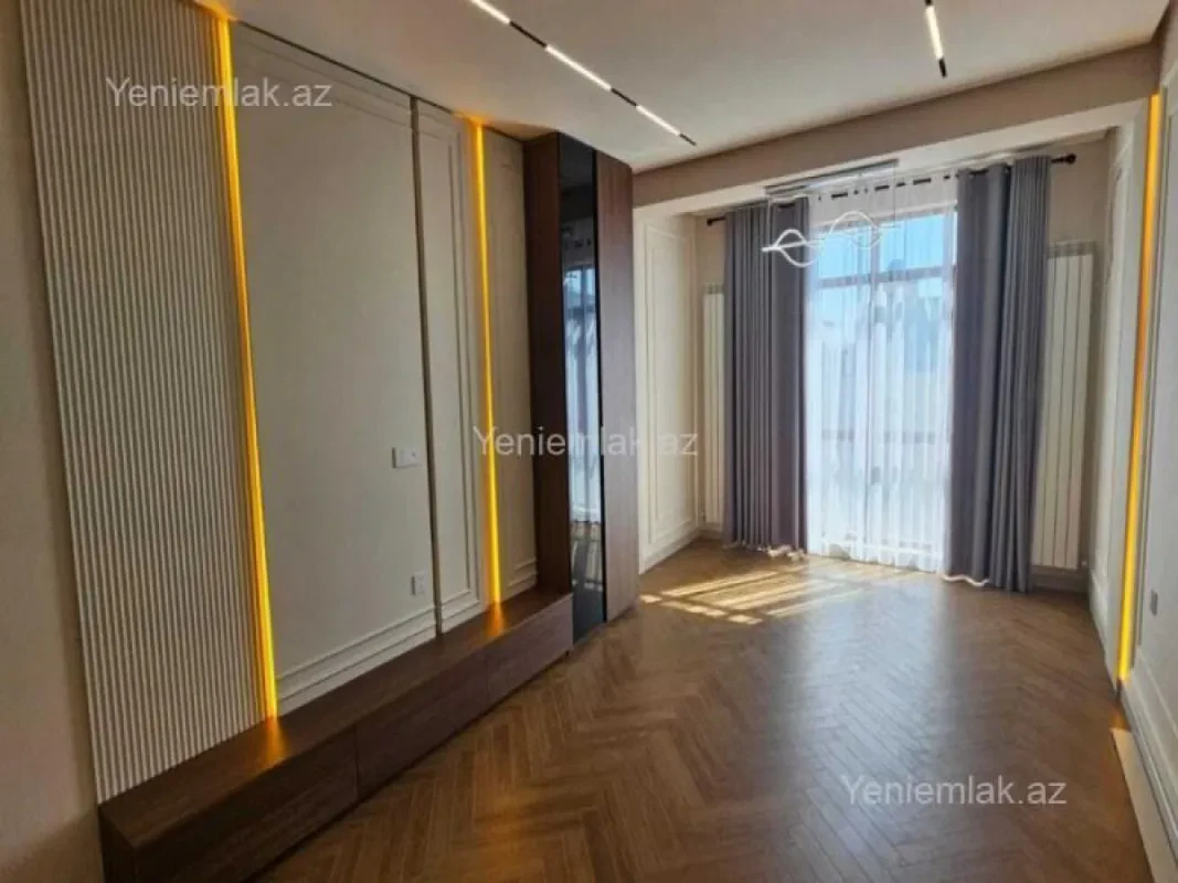 Satılır 3 otaqlı yeni tikili 120 m²