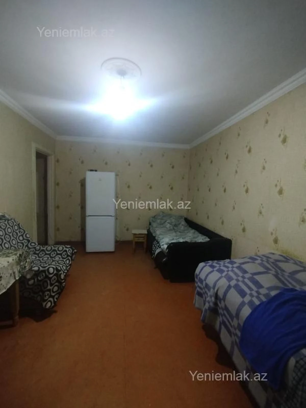 Satılır 1 otaqlı köhnə tikili 32 m²