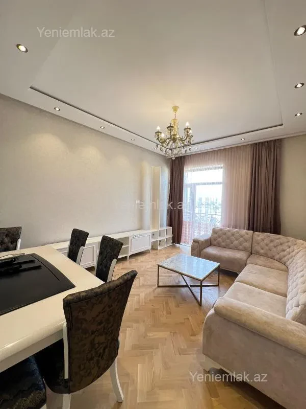 Satılır 2 otaqlı yeni tikili 97 m²