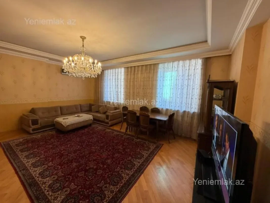 Satılır 3 otaqlı yeni tikili 160 m²