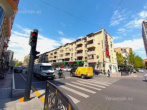 Satılır 2 otaqlı köhnə tikili 60 m² — Bakı, Nərimanov 2 otaq 60.00 m²
