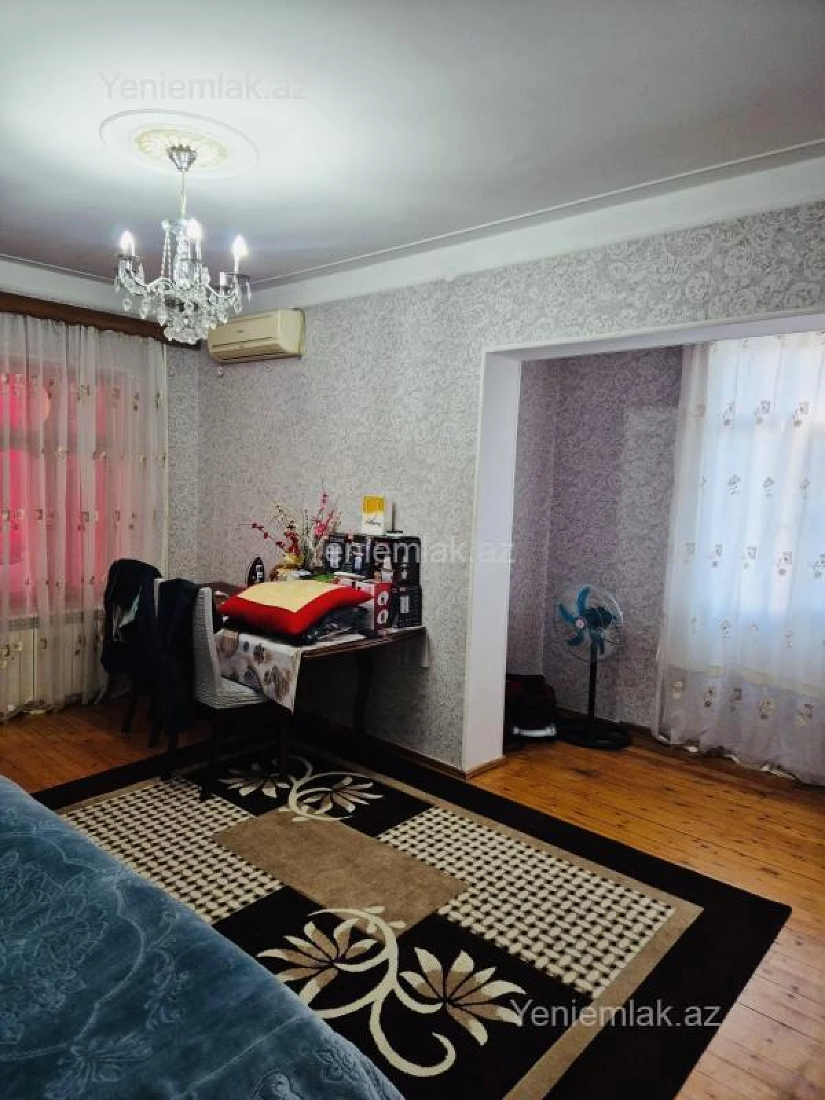Satılır 2 otaqlı köhnə tikili 60 m²