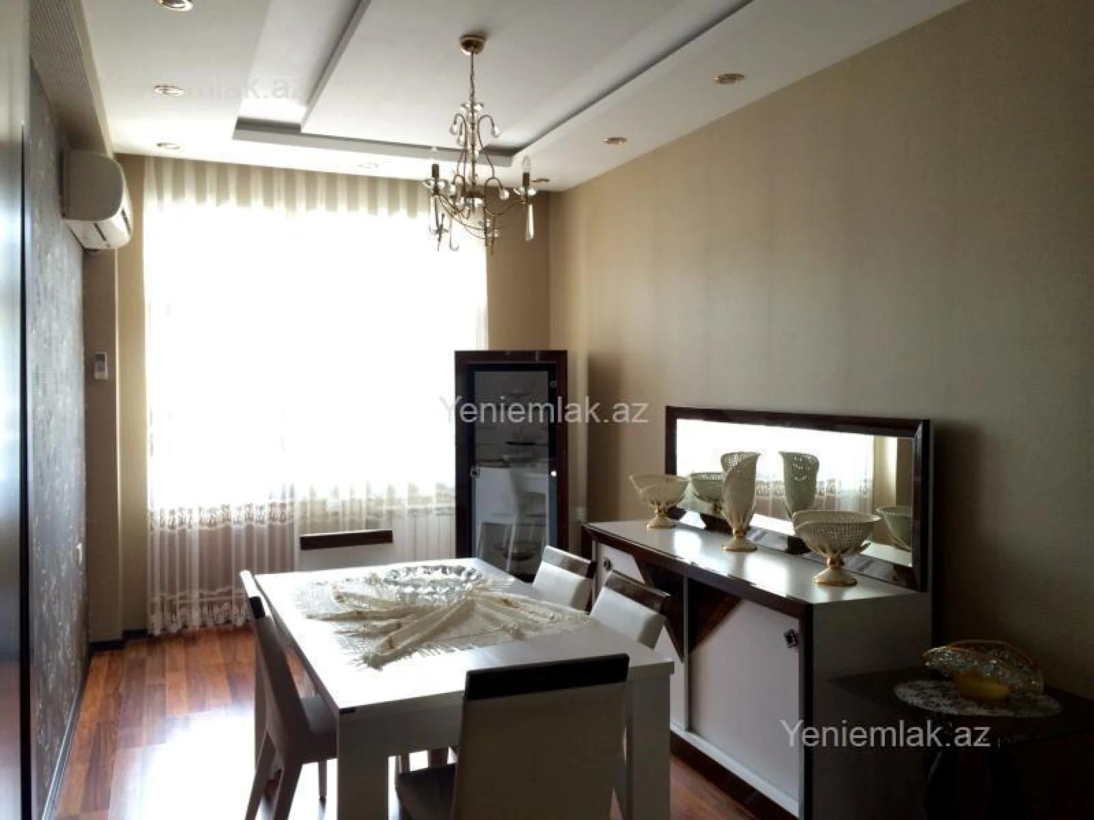 Satılır 4 otaqlı yeni tikili 125 m²