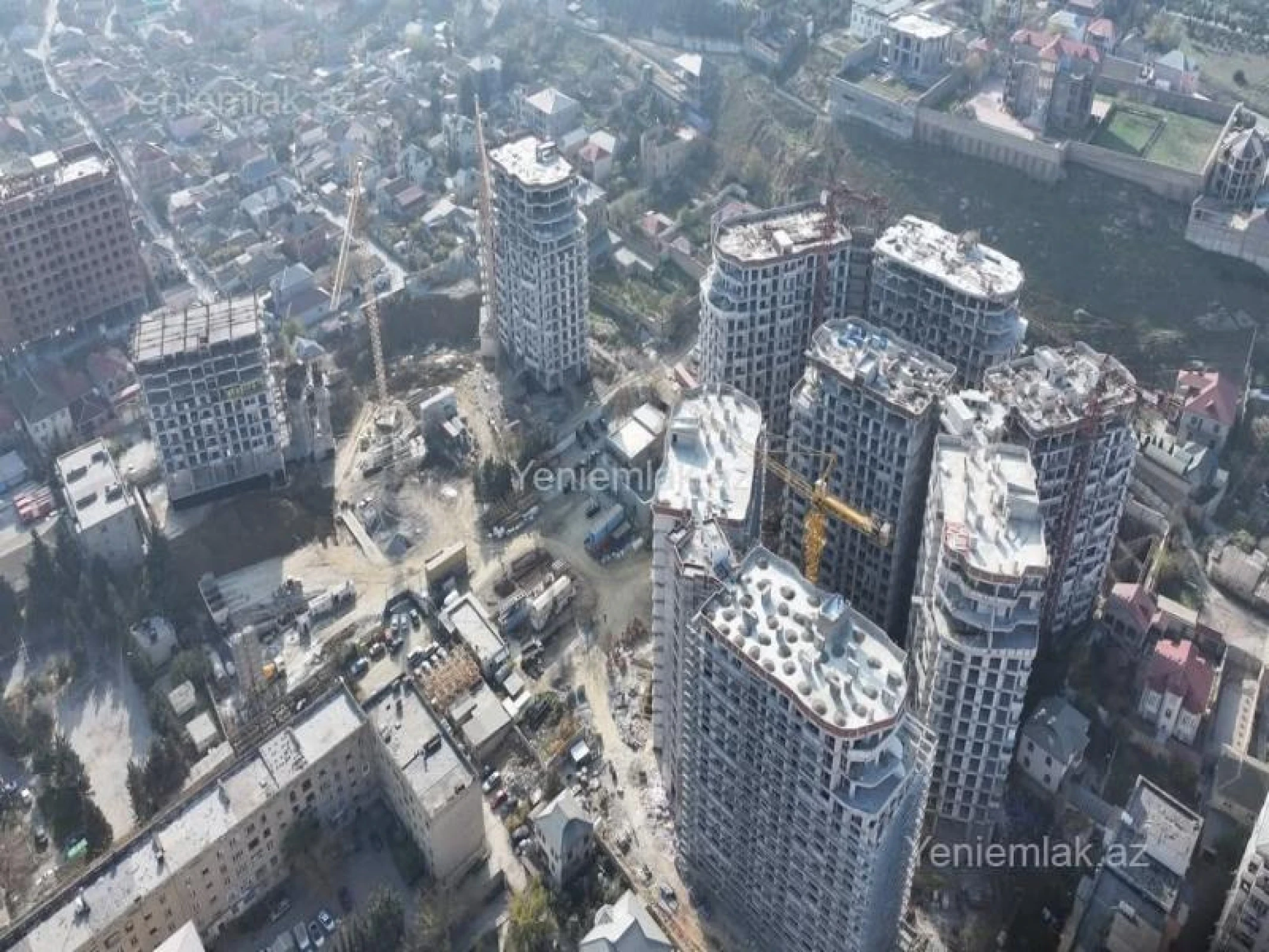 Satılır 2 otaqlı yeni tikili 61 m²