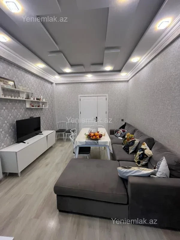 Satılır 3 otaqlı yeni tikili 90 m²