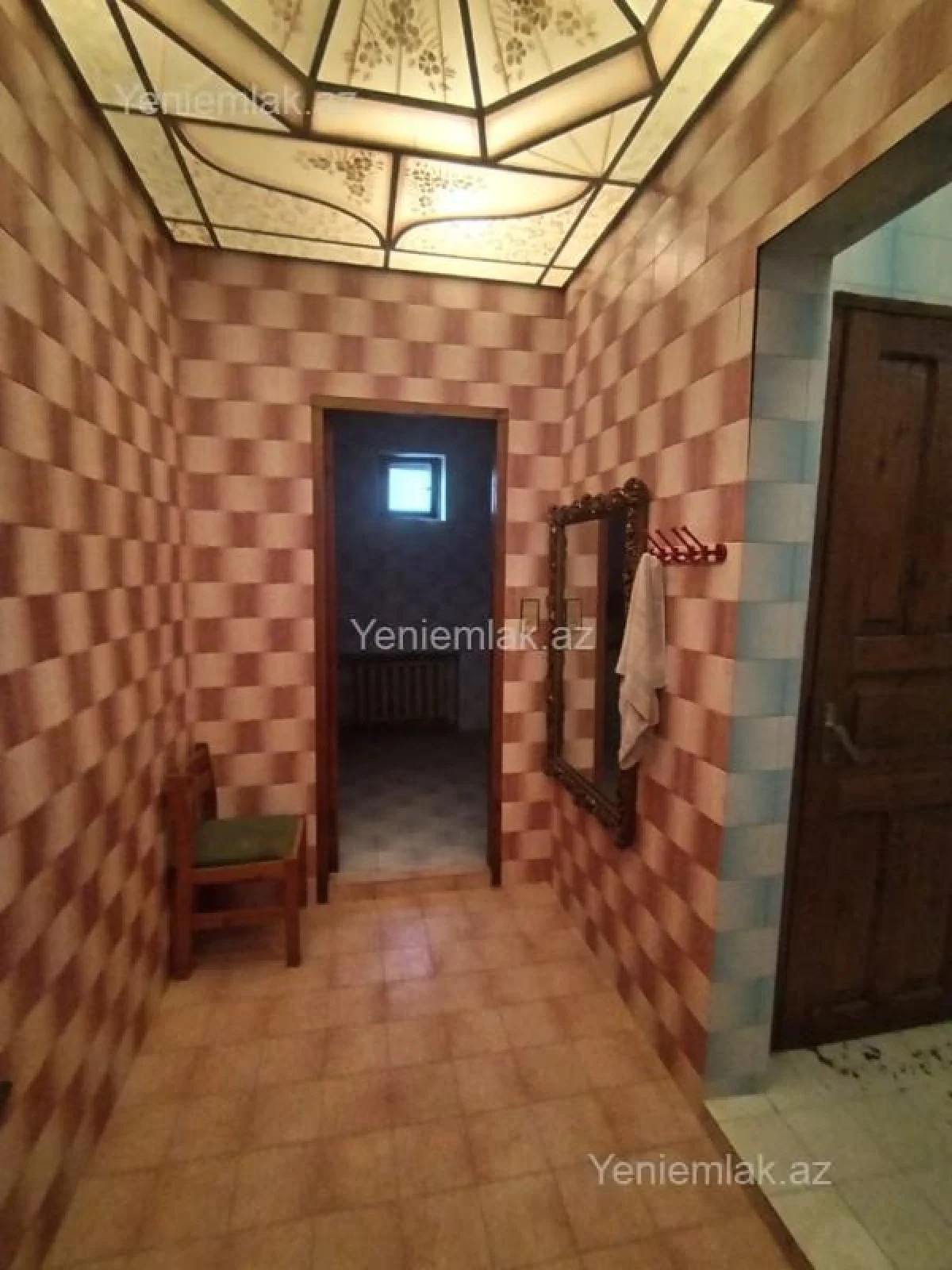 Satılır 5 otaqlı həyət evi 500 m²