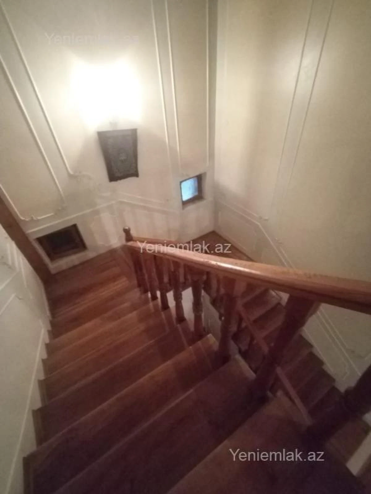 Satılır 5 otaqlı həyət evi 500 m²