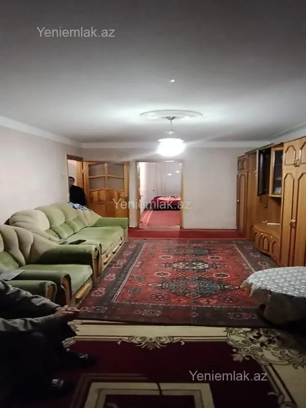 Satılır 3 otaqlı köhnə tikili 64 m²