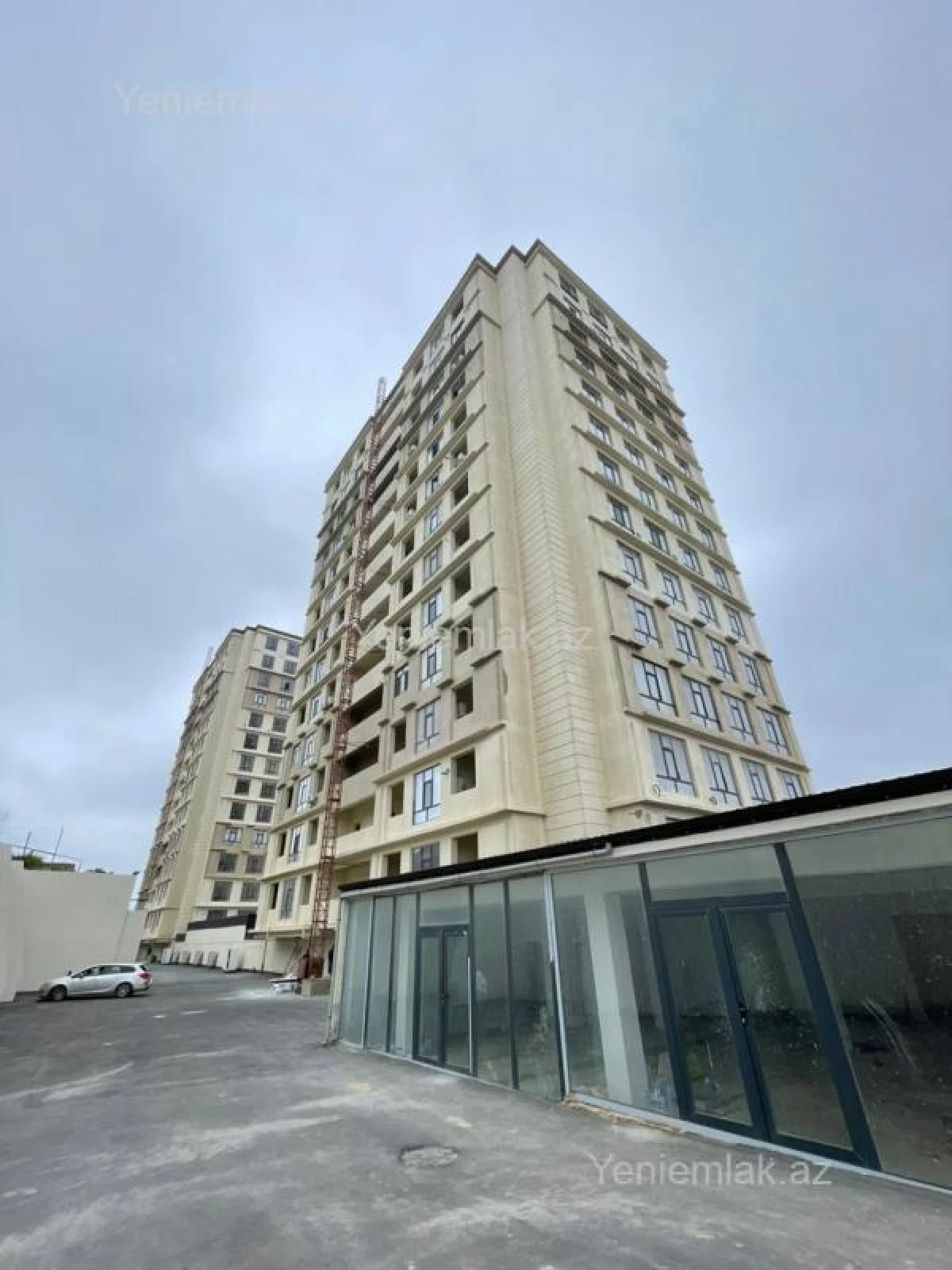 Satılır 3 otaqlı yeni tikili 100 m²