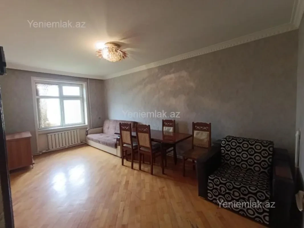 Satılır 3 otaqlı köhnə tikili 80 m²
