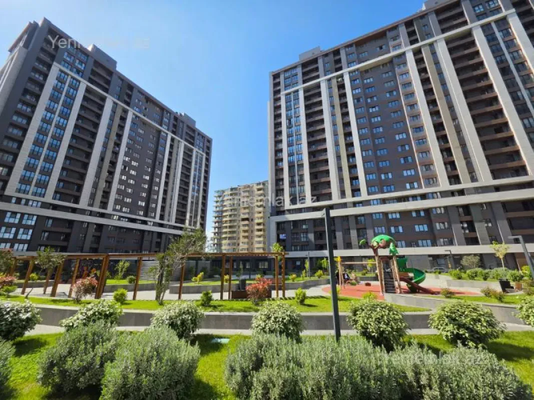 Satılır 3 otaqlı yeni tikili 127 m²